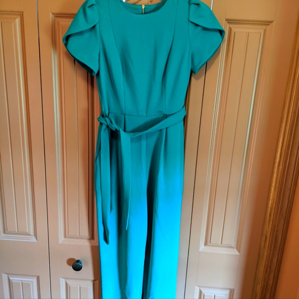 Calvin Klein emerald green pant suit, size 4
